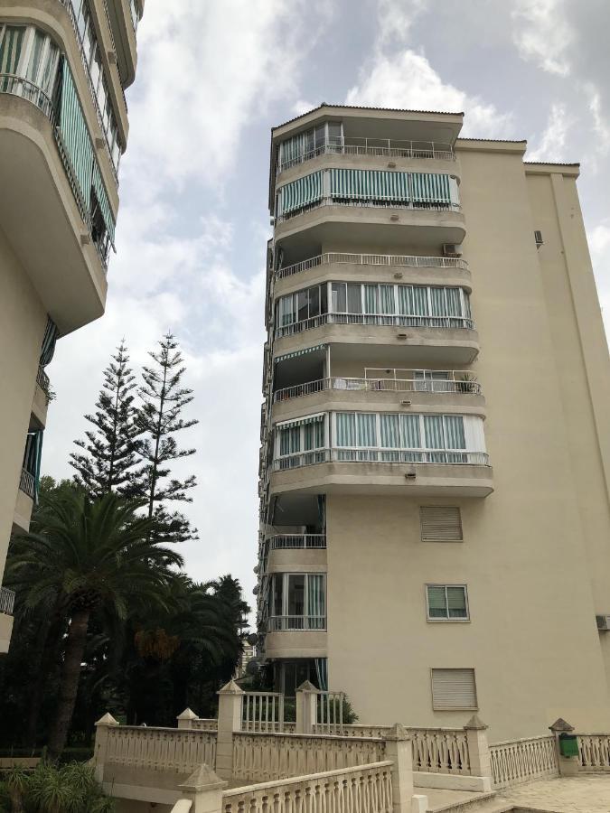 Apartamento Parque 2 Playa De Gandia Екстер'єр фото